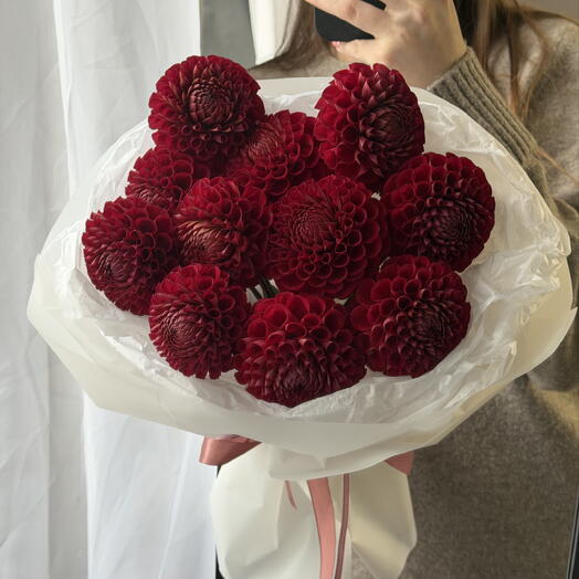 Букет Георгины красные