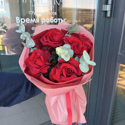 Букет из Французской розы и эвкалипта