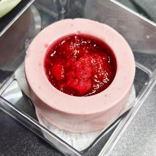 Пломбирная клубника 🍓