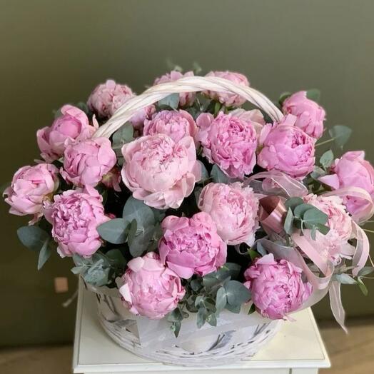 Basket with flowers