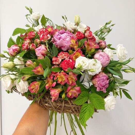 Bouquet on the frame