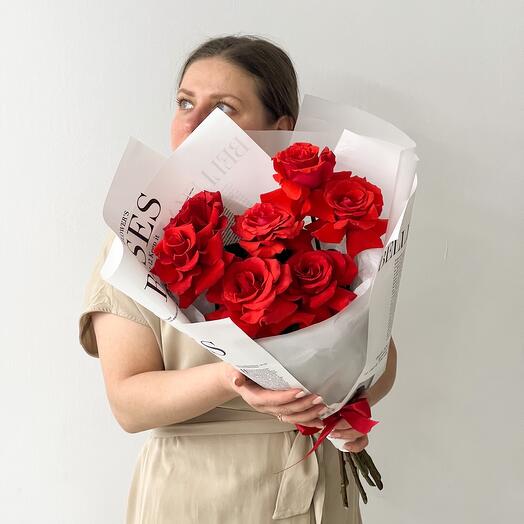Bouquet of 7 red French roses. Bouquet 112 Bouquet in Moscow