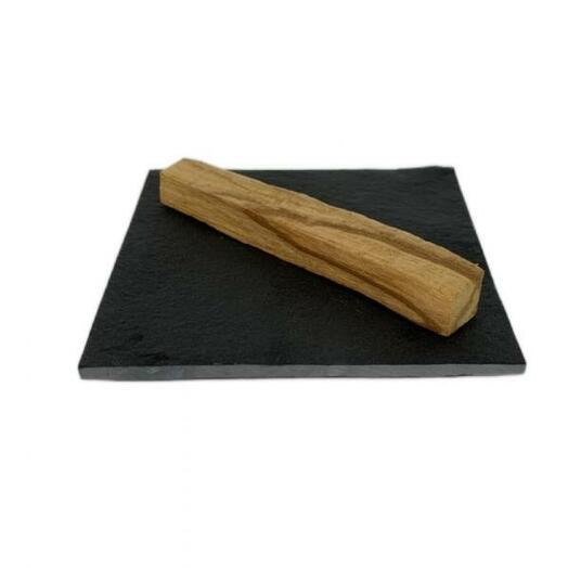 Stand-slate under Palo Santo