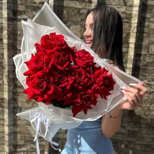 9 красных французских роз🌸