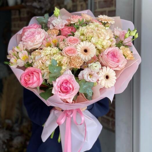 Букет " Розовый Шарм