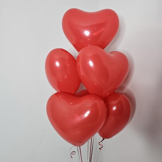 Красные воздушные сердца, 7 шаров