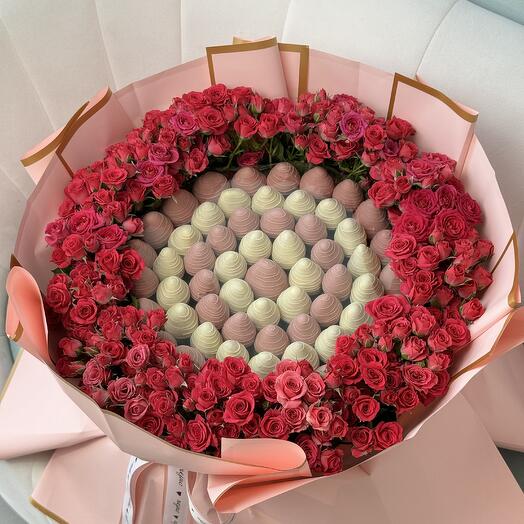 Bouquet (size M, with roses, pink)
