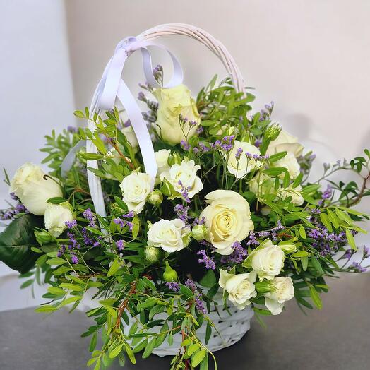 Basket white roses