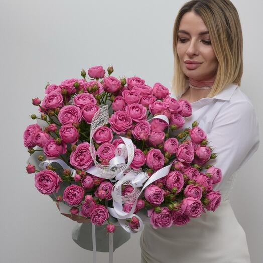 Кустовые розы букет «Мисти Баблс»
