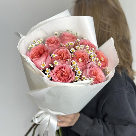 Пион роза и ромашка