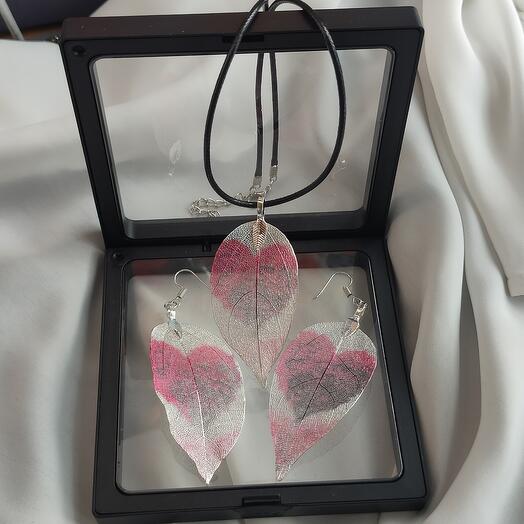 Чокер и серьги "Сердце в листьях"