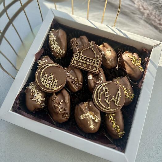 Chocolate-covered dates for Ramadan with fillings