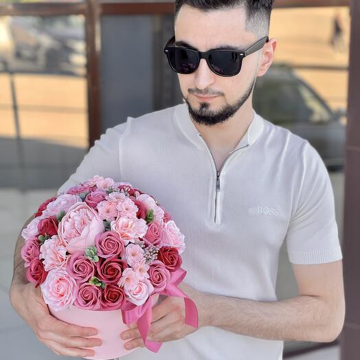 Большой пудровый букет