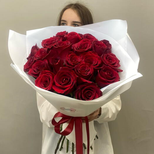 Букет из 21 красной розы