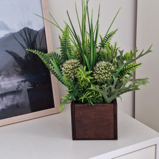 Композиция (искусственная) с растениями "Полянка"