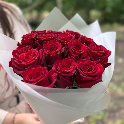 Розы премиум. Стойкие. Эквадор. 15 шт. Акция