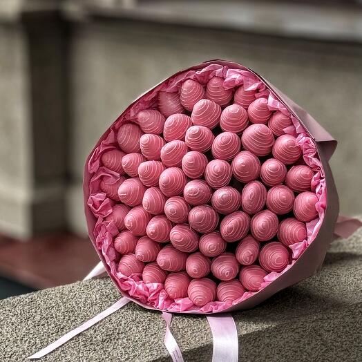 Букет "Pink Cloud" клубники в шоколаде 1,5 кг