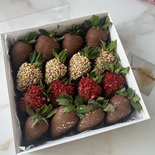 Клубника в шоколаде 16шт