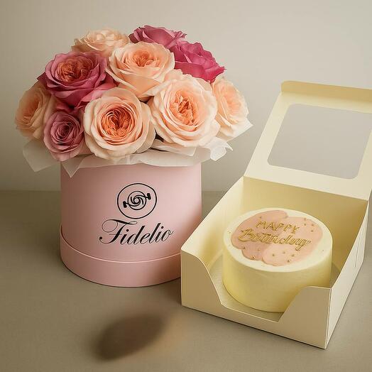 Бенто Тортик и Букетик пионовидных Роз