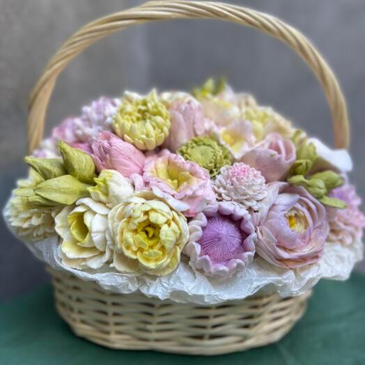 Зефирный букет в корзине