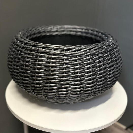 Корзина из ротанга серая