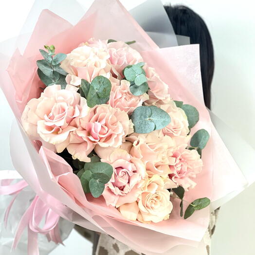 Bouquet of French roses Pink Mandial