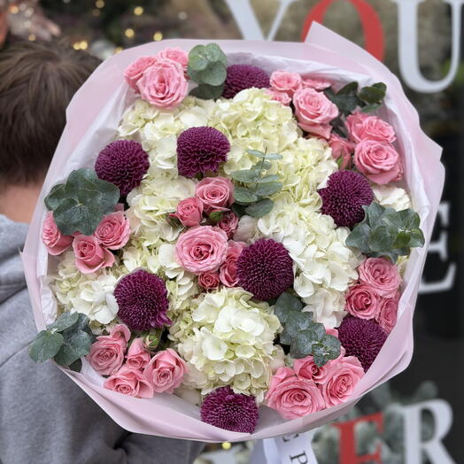 Elegant Balance" Bouquet (Hydrangeas, Pink Spray Roses, Chrysanthemum, Eucalyptus) LARGE SIZE