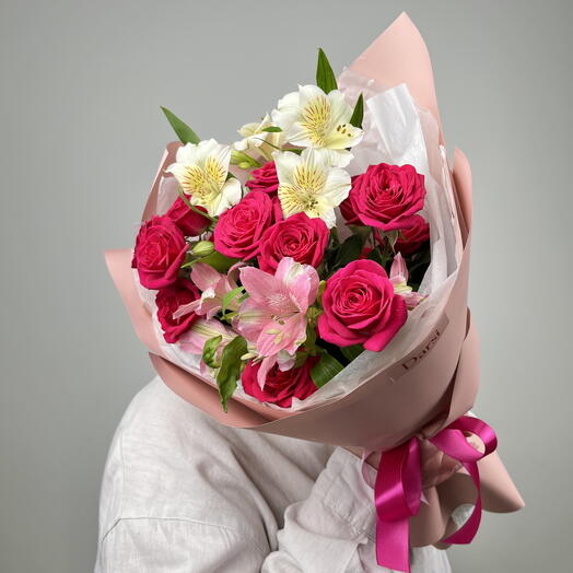 Rosas arbustivas y alstroemeria (D183)