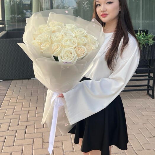 Букет из белых роз