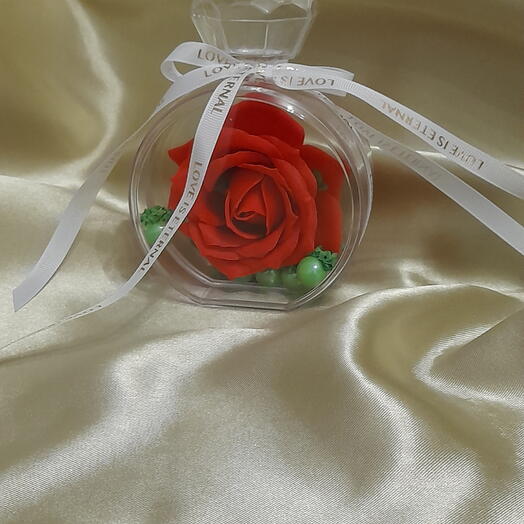 Бутон розы красной 1 шт. на основе мыльной пены. Авторский подарок