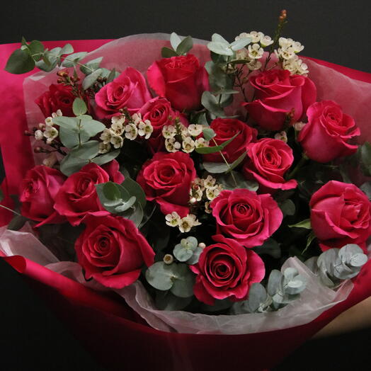 Ecuadorian roses Pink Floyd with waxflower and eucalyptus