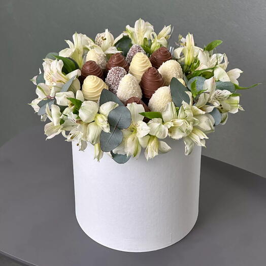 Клубничка в шоколаде