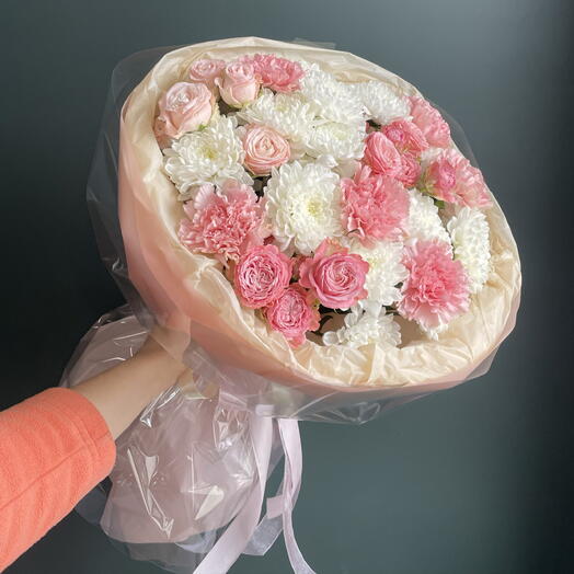 Кустовая Роза,, диантусы, хризантема кустовая