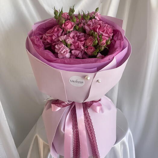 Яркий букет роз🌹
