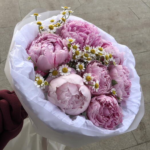Букет Пионы и ромашки