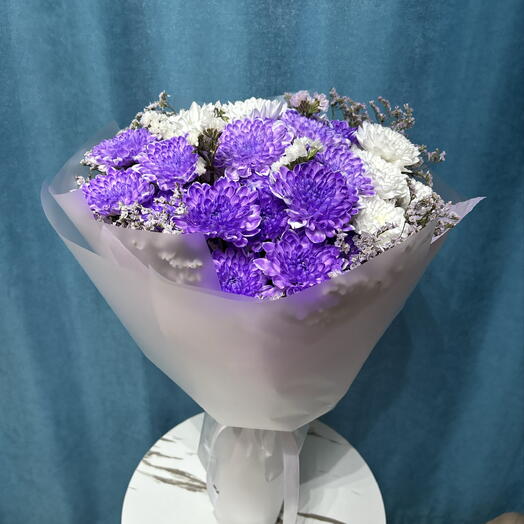 Нежный букет из хризантем для настроения 💜
