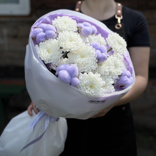 Букет с хлопком и хризантемой
