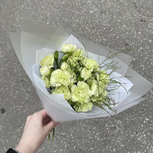 Мини букетик из кустовых диантусов