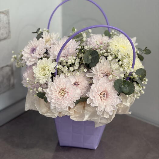 Нежная сумочка хризантемы с гипсофилой 🥺🌸💓