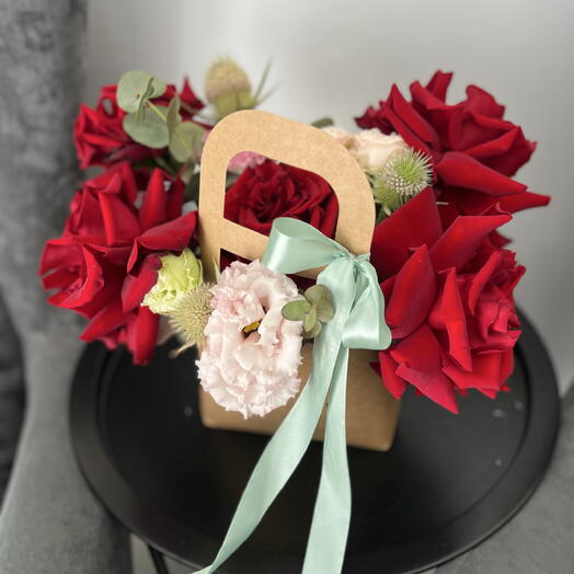 Сумочка с розами ️🌸