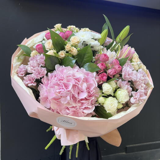 Flowers mix with hydrangea