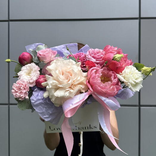 Нежная композиция «Летний секрет 🎀»из пионов ,роз, и эустом 🌸