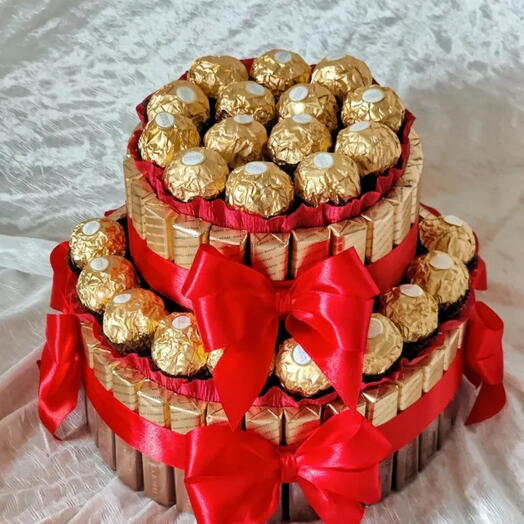 Торт из конфет Mersi и Ferrero Rocher