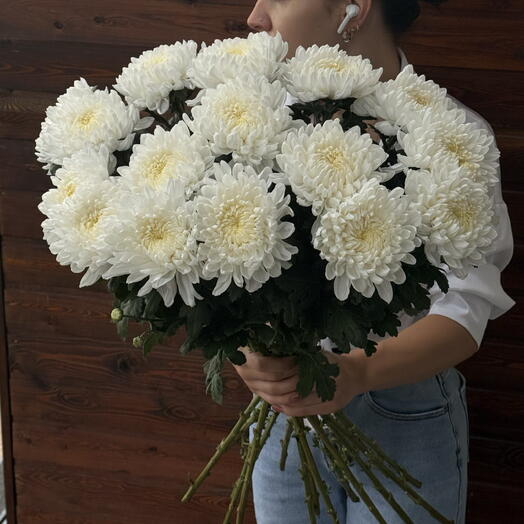 Букет из крупных хризантем 15 шт