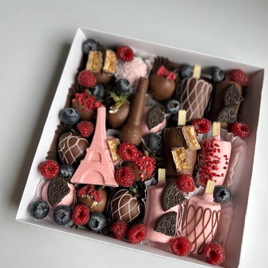 Клубника и бананы в шоколаде 🍓🍌