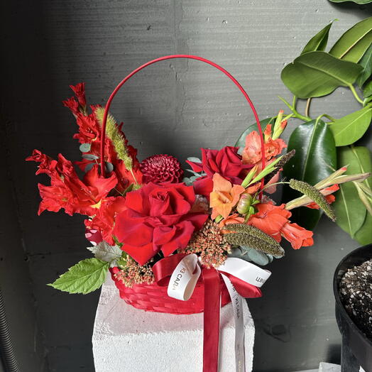 Корзина с французской розой