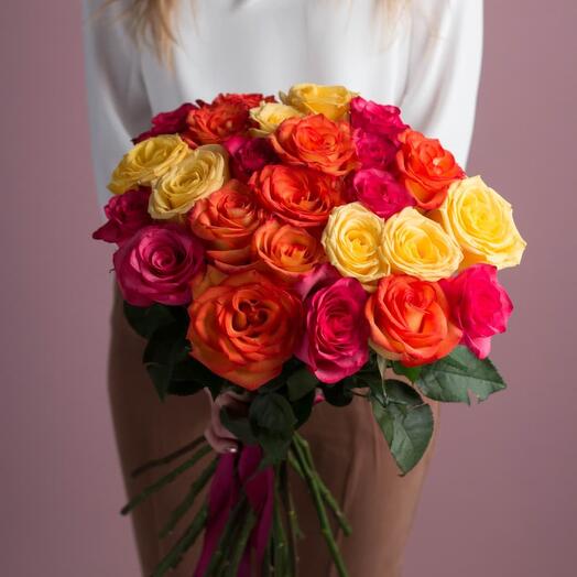 Bouquet of 25 roses Mix 50 cm