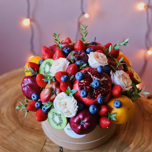 Ramo de frutas y bayas