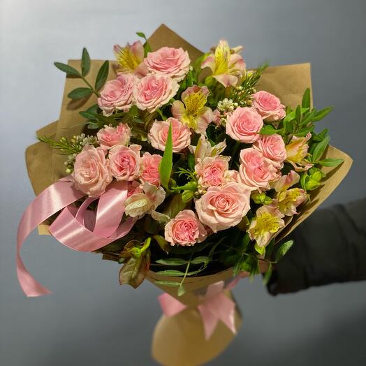 Садовая роза