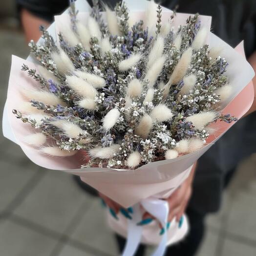 Ramo de lavanda y lagurus
